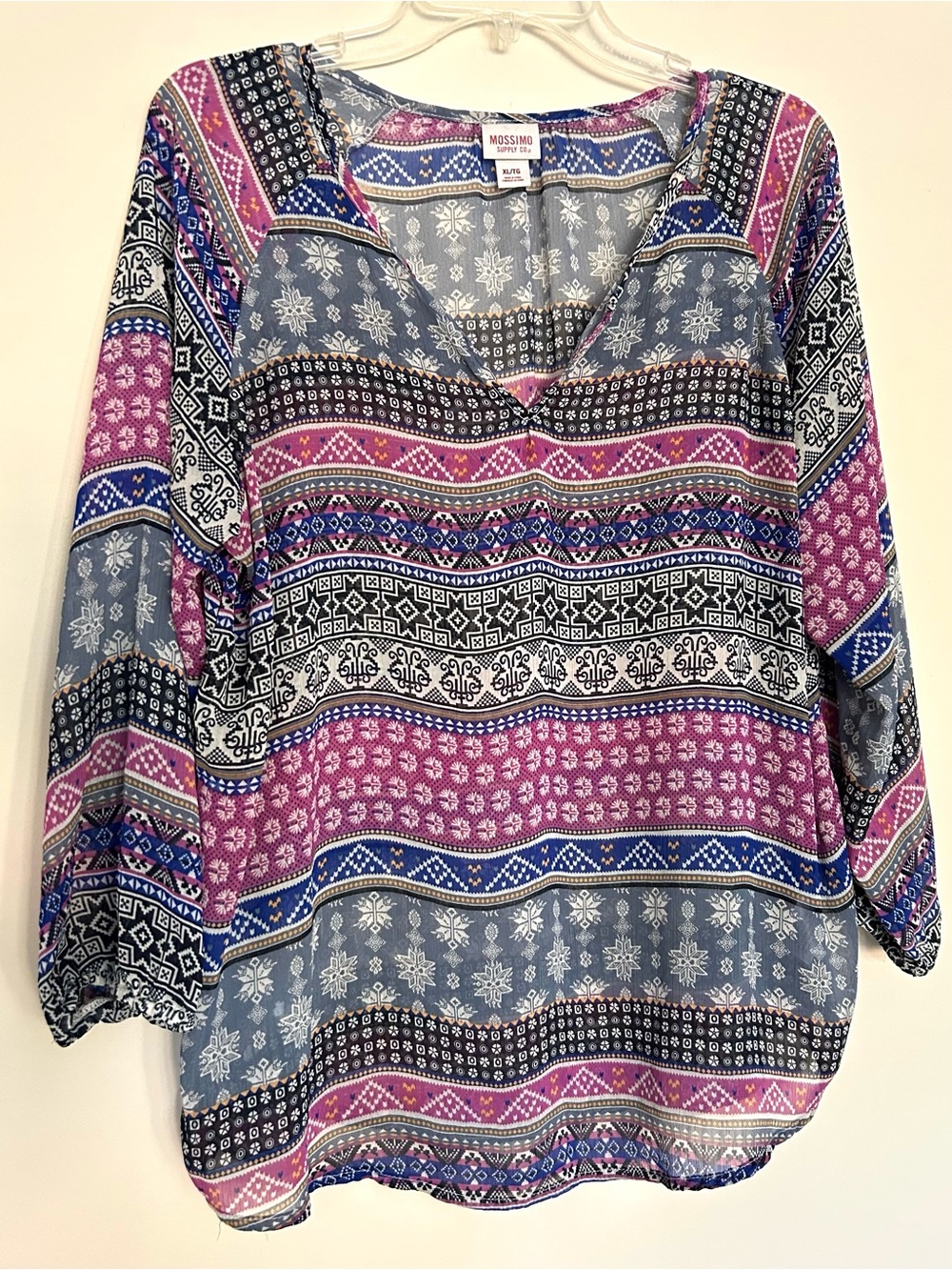 Mossimo Supply Co. Women’s Multicolor V-Neck Patterned Tunic